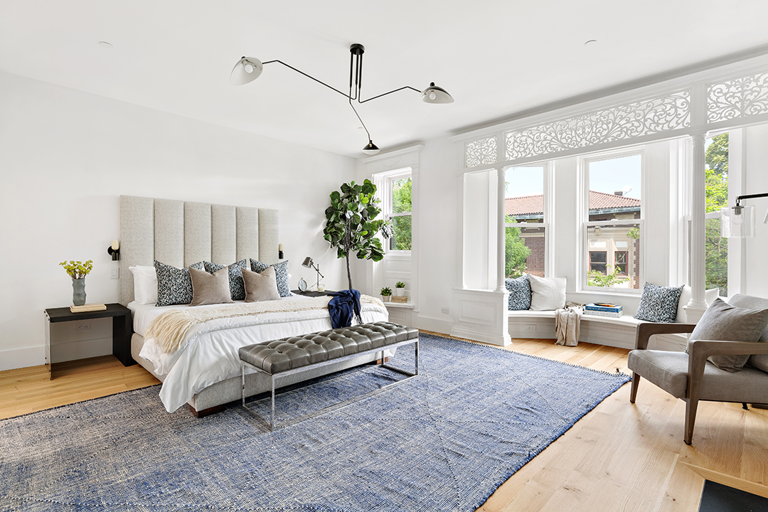 Nyc Doctors Row Townhouse Master Bedroom