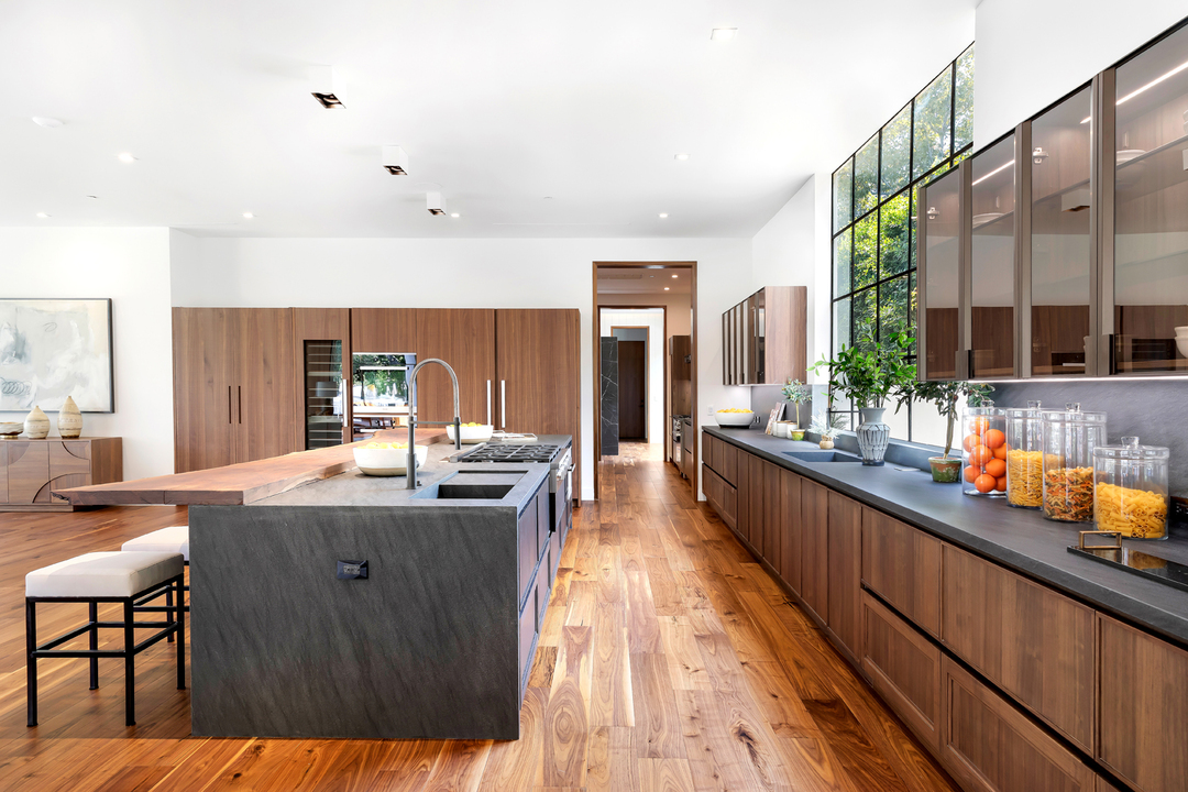 Sophie Turner Joe Jonas Sell Jae Omar Designed Encino Mansion Kitchen