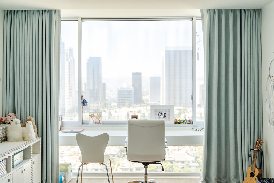 Celebrated Director Robert Wises Former Century Towers Pad Hits The Market View B