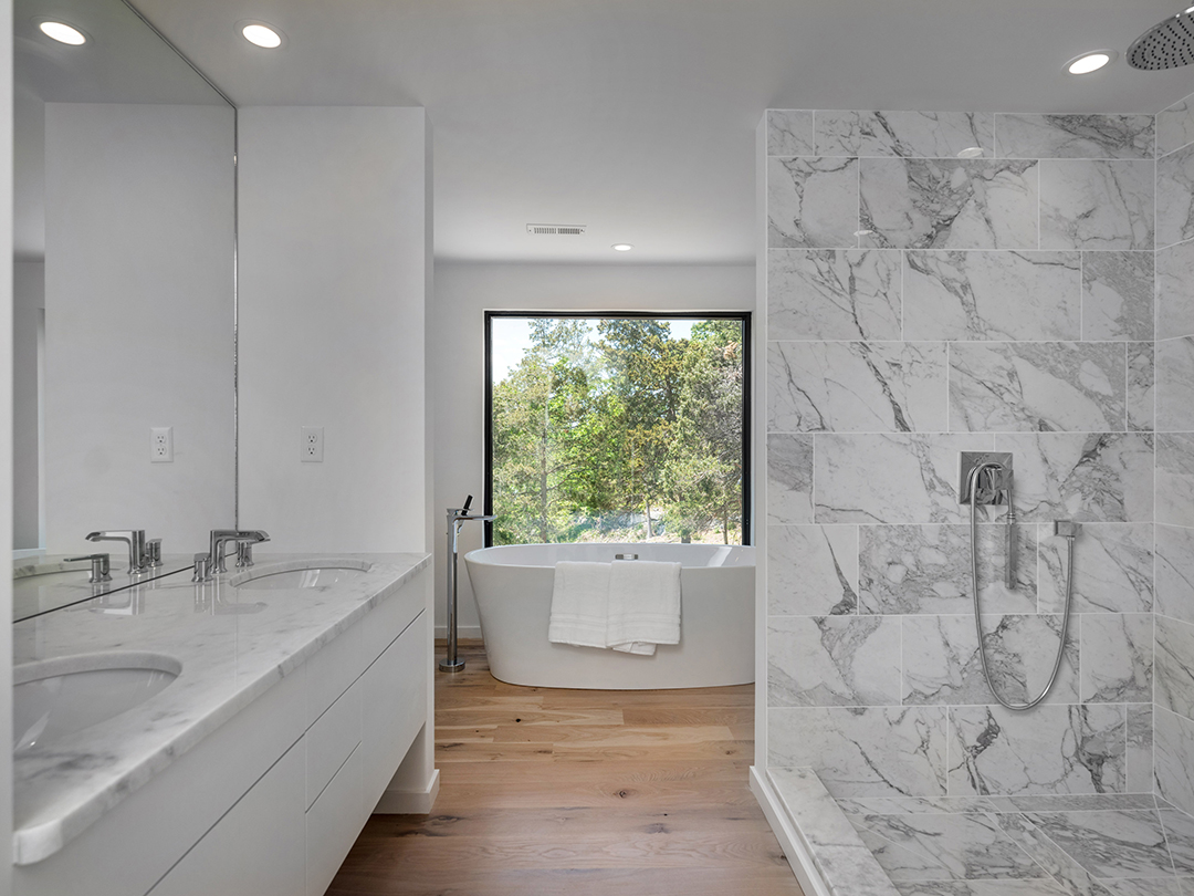 Connecticut Contemporary Overlooking A Wildlife Sanctuary Asks 2 2m Bathroom