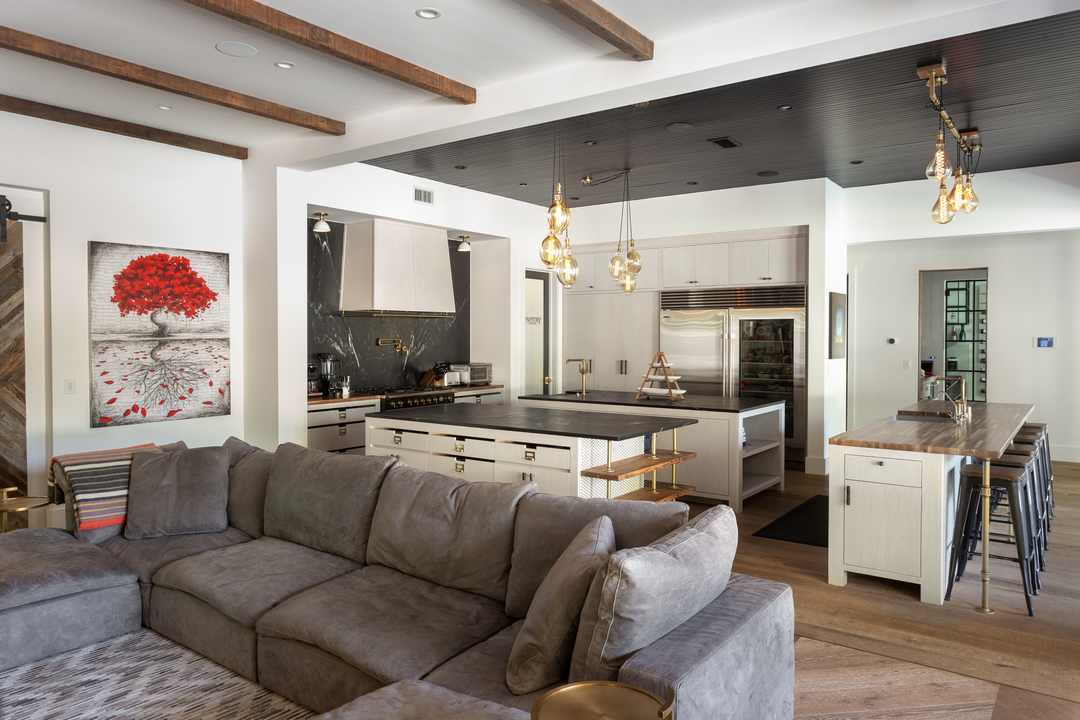 Kelly Clarkson Sells Encino Los Angeles Home Kitchen Living Room