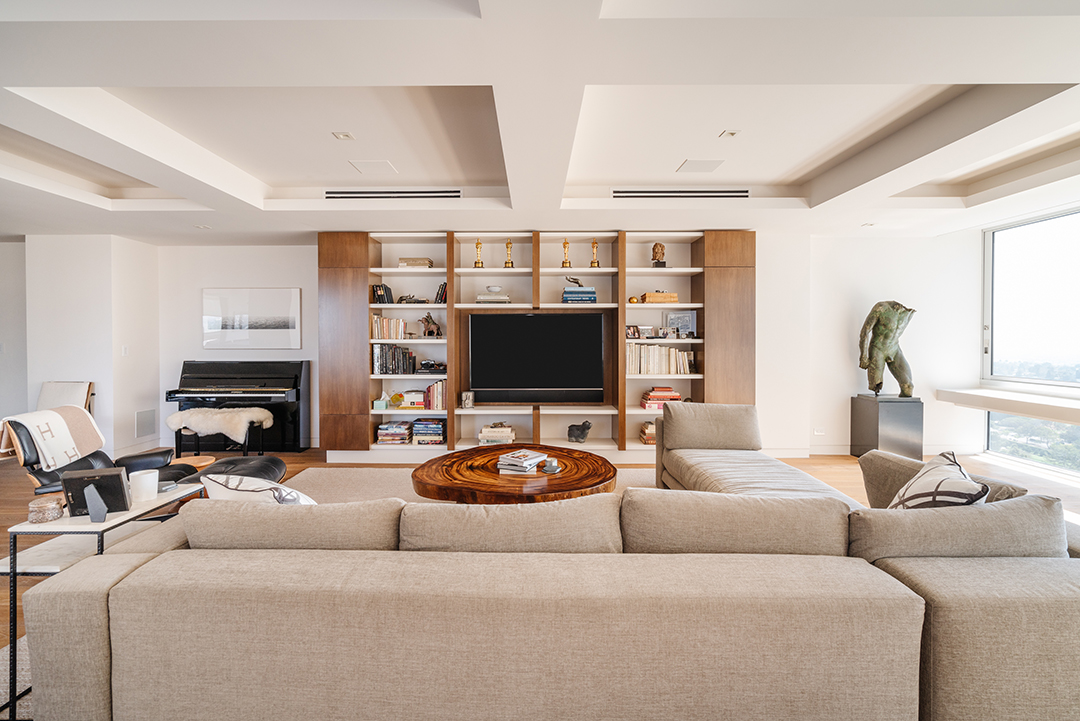 Celebrated Director Robert Wises Former Century Towers Pad Hits The Market Living Room