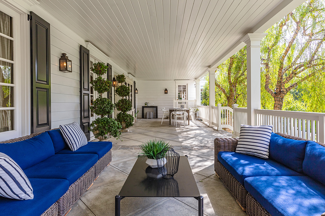 Mila Kunis And Ashton Kutcher Seek To Sell Their Traditional Beverly Hills Home Porch