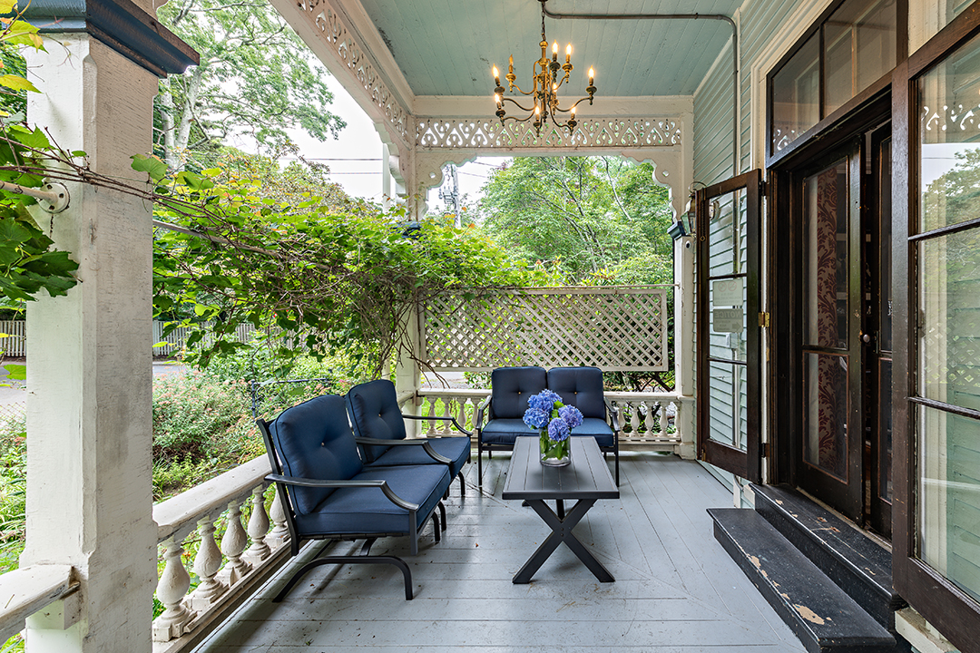 Newport Victorian Now Operating As An Inn Lists Near The Cliff Walk Porch