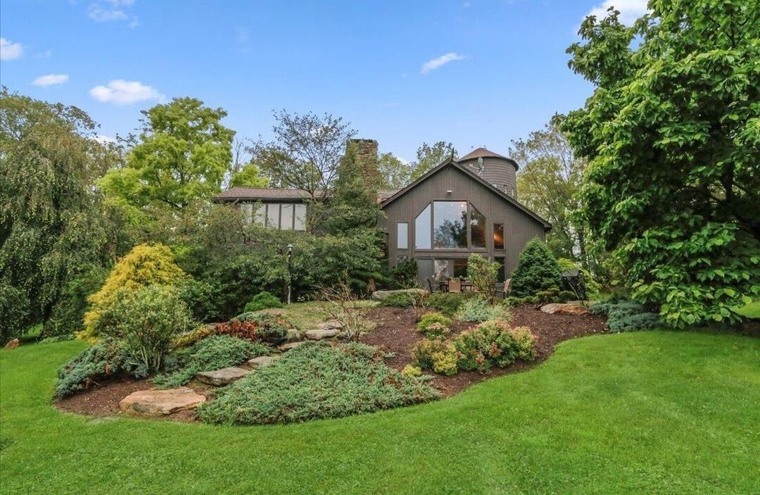 Sharon Ct Artists Home Landscaping