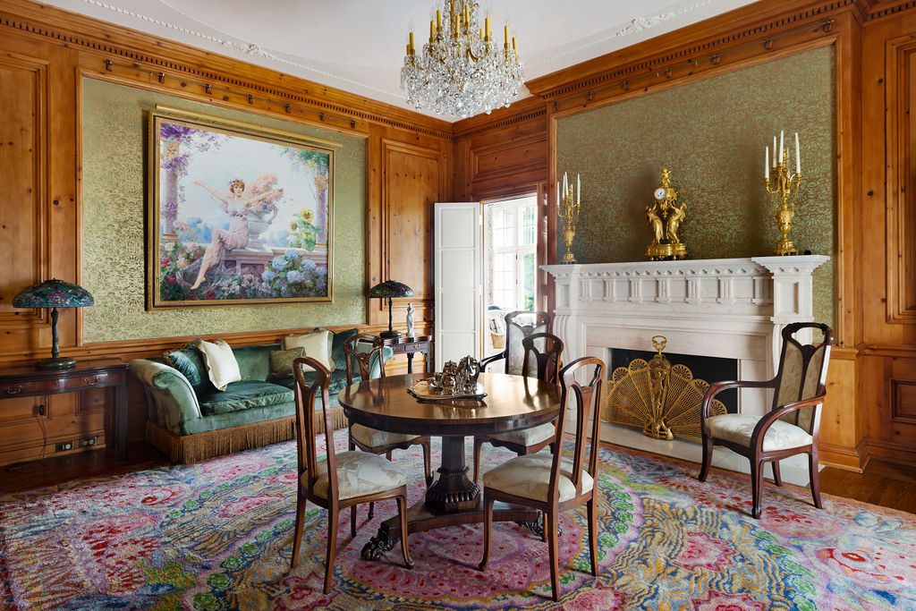 Wisconsins Majestic Glanworth Gardens Lists On Geneva Lake For 39 25m Sitting Room