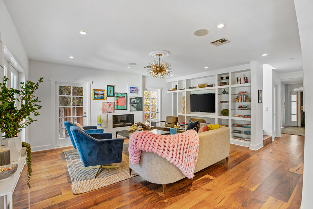 The House From A Nightmare On Elm St Living Room