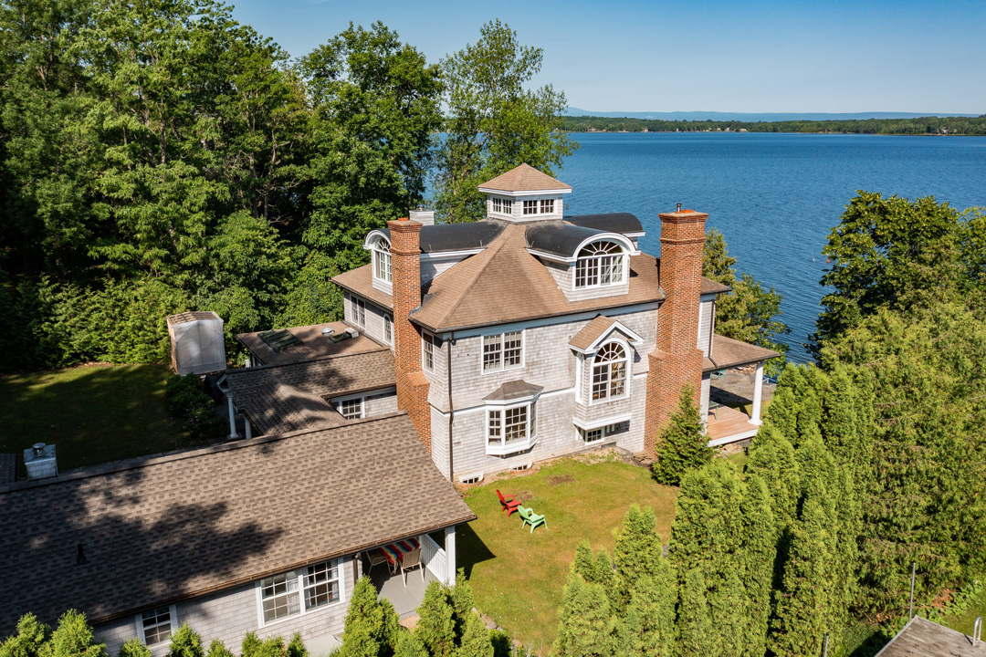 A Tale Of Two Vermont Listings Traditional Backyard