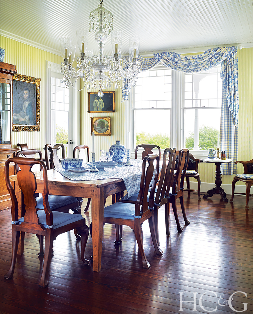 Dick Cavetts Famous Montauk Estate Known As Tick Hall Fetches 23 6m Tria Giovan Dining Room