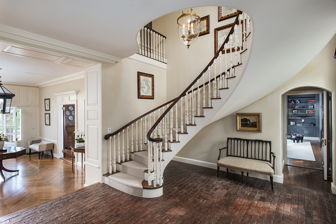 A Circa 1934 Greenwich Mansion Built By Mott Schmidt Lists For The First Time In 20 Years Foyer