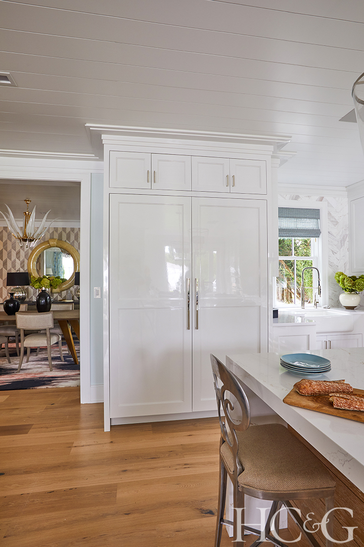 The Story Of The 2021 Hamptons Designer Showhouses Impeccable Kitchen Hcg 2021 Jenair3