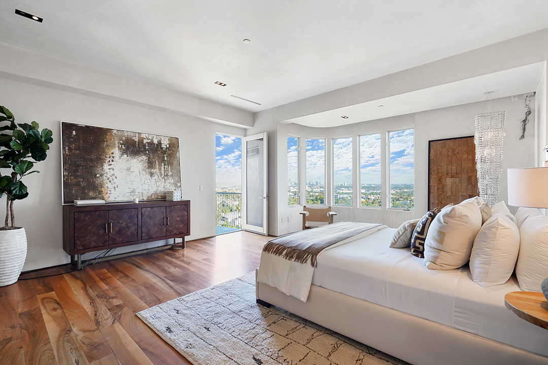 Kanye Wests Former Hollywood Hills Home With Minimalist Vibes Is Up For Sale Primary B