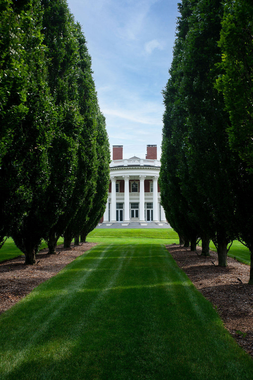 Wisconsins Majestic Glanworth Gardens Lists On Geneva Lake For 39 25m Exterior C