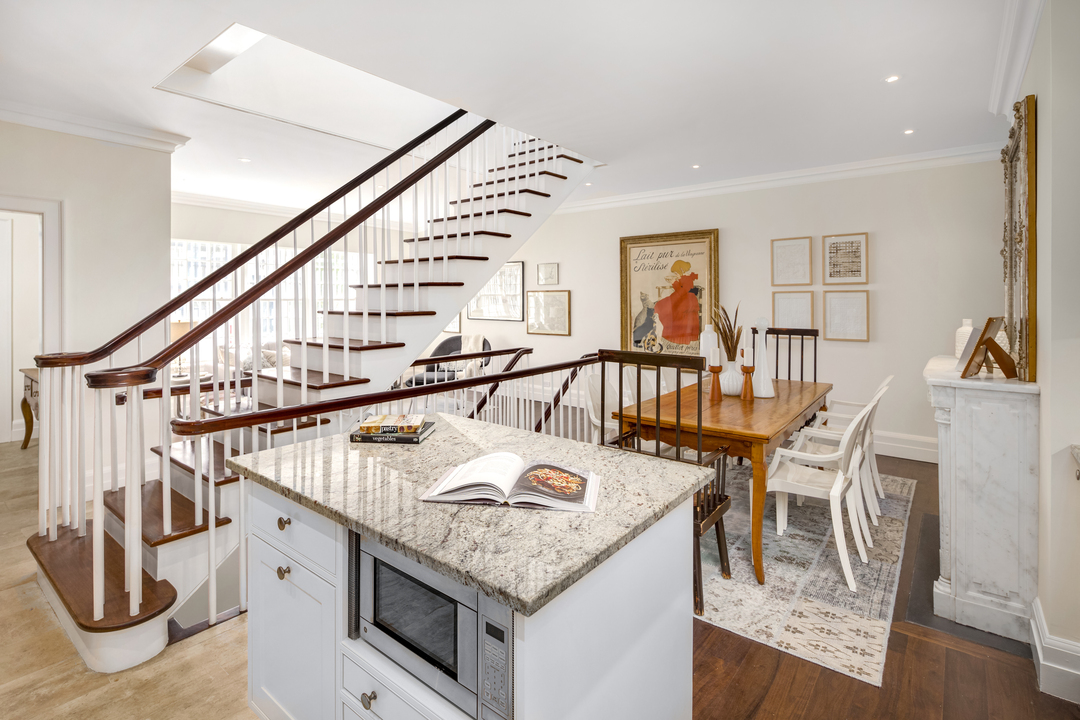 Washington Mews Carriage House Townhouse Kitchen Island