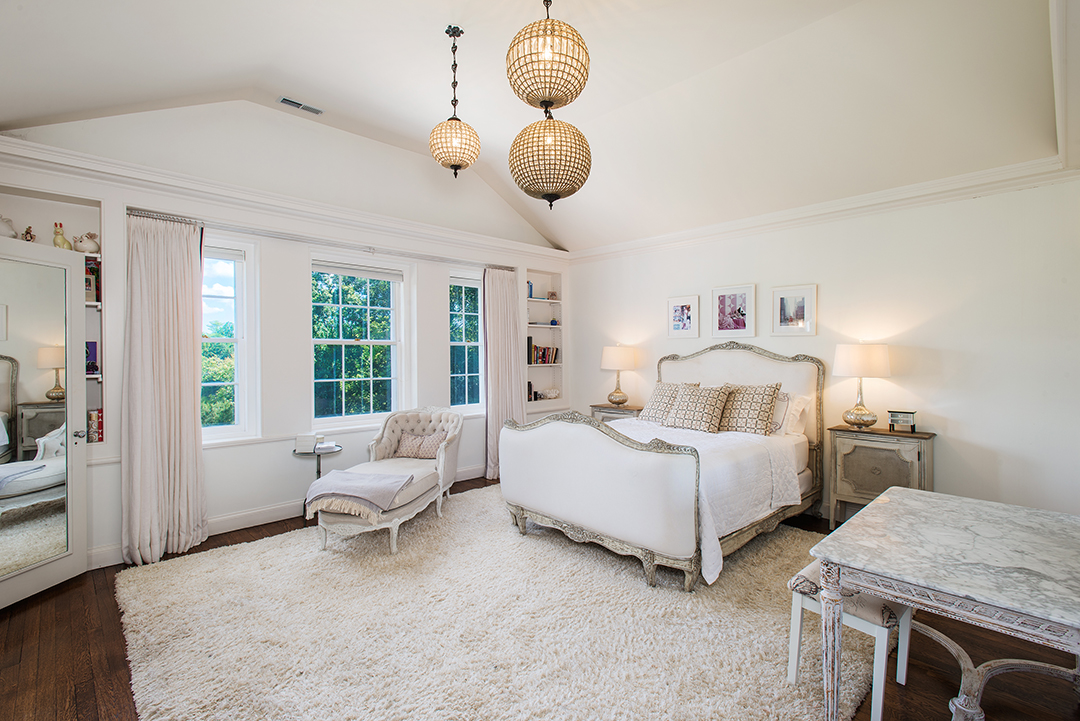 A Circa 1934 Greenwich Mansion Built By Mott Schmidt Lists For The First Time In 20 Years Primary Bedroom