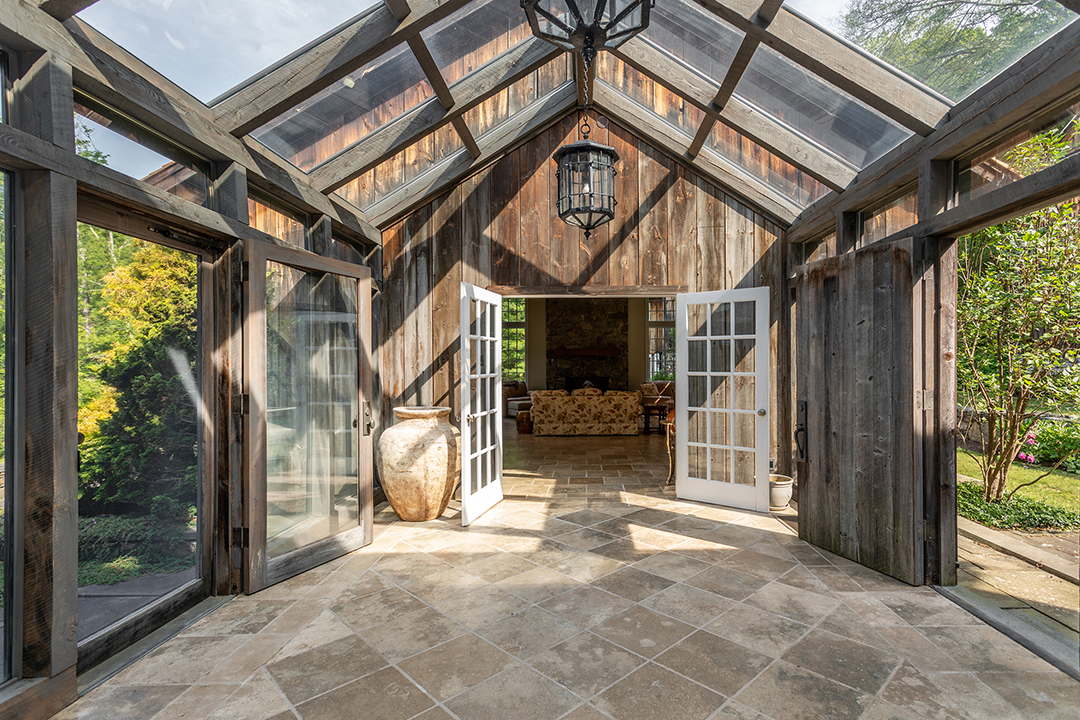 Bright Farmhouse Style Home On 19 Acres In Cornwall Ct Asks 2 2m Foyer