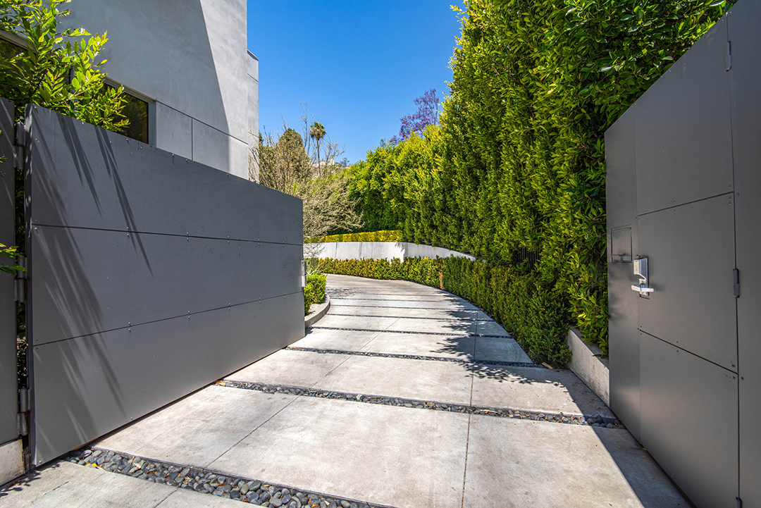 David Spade Drops Almost 13 9m On A Modern La Mansion Drive