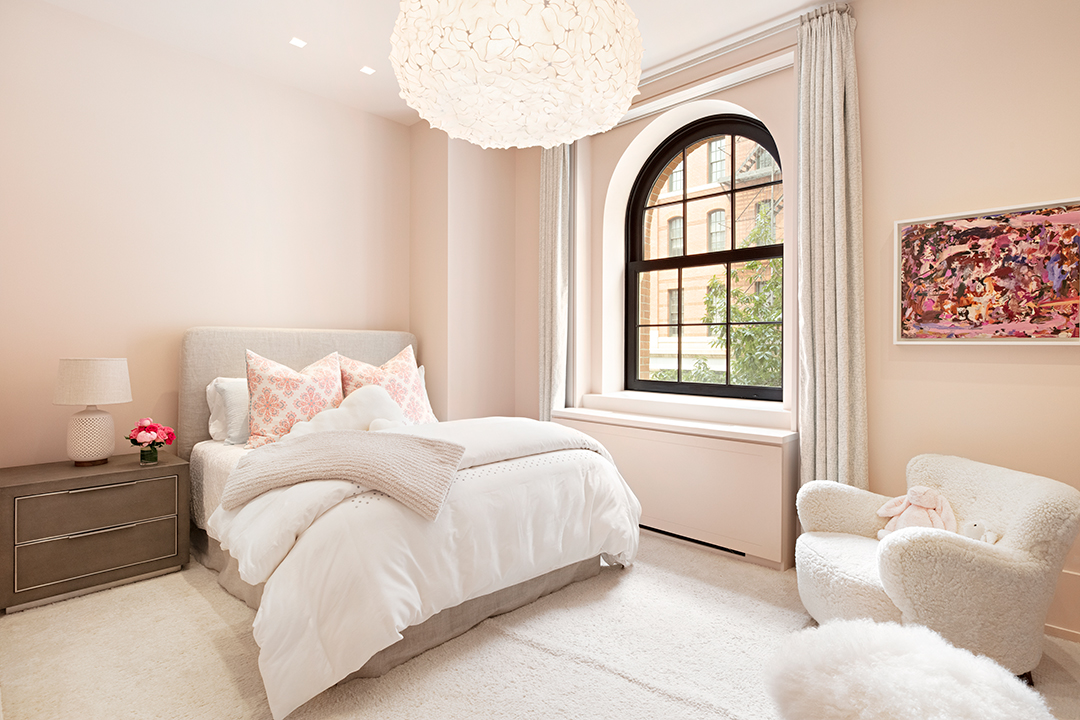 Manhattan Pad Designed By Douglas Durkin Guest Room