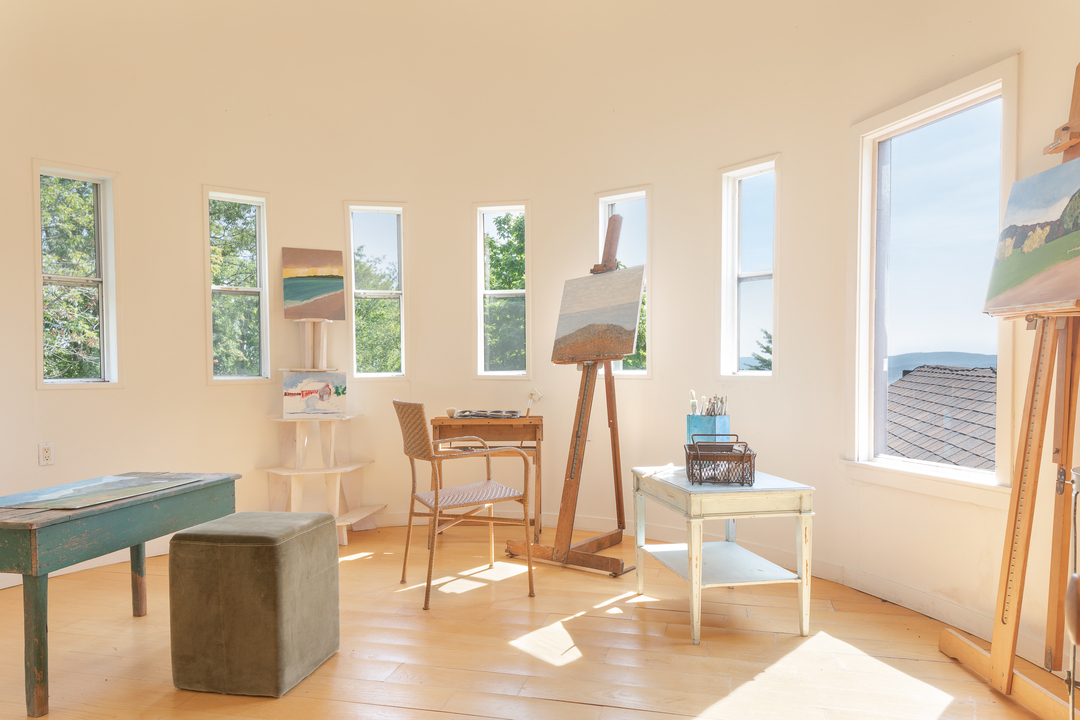 Sharon Ct Artists Home Studio