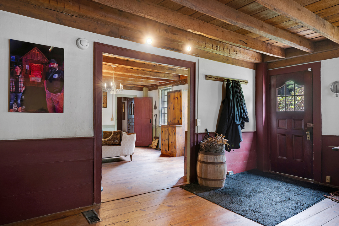 Rhode Island Conjuring Haunted House Entry