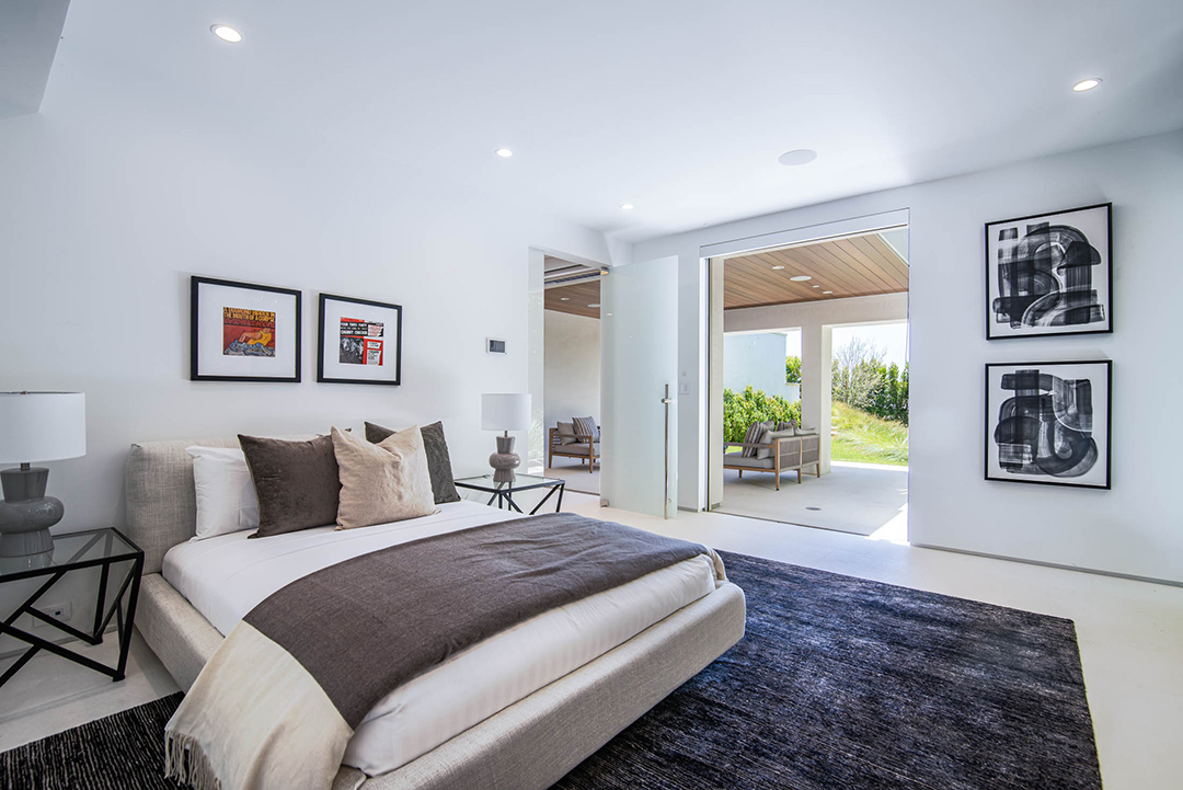 David Spade Drops Almost 13 9m On A Modern La Mansion Bedroom D