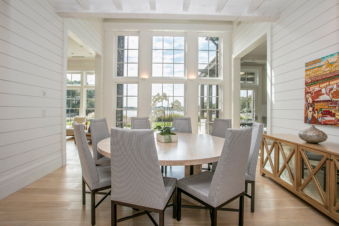 A Masterful Waterfront Modern In Mamaroneck Hits The Market Asking 9 2m Breakfast Room B