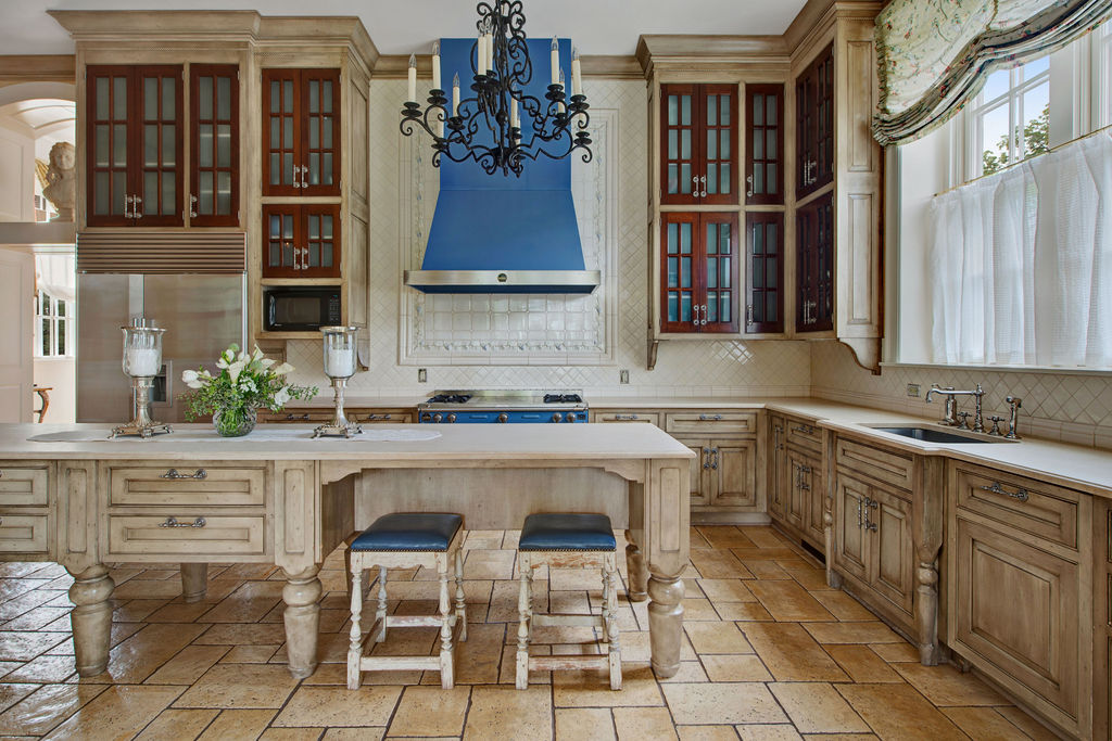 Wisconsins Majestic Glanworth Gardens Lists On Geneva Lake For 39 25m Kitchen