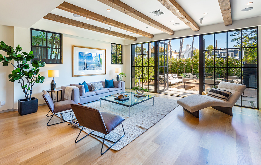 Modern Retreat On Californias Famed Venice Canals Hits The Market Asking 6 45m Living B