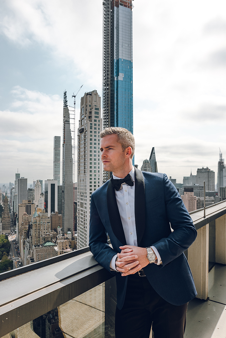 Get To Know Celebrity Broker Ryan Serhant Portrait C