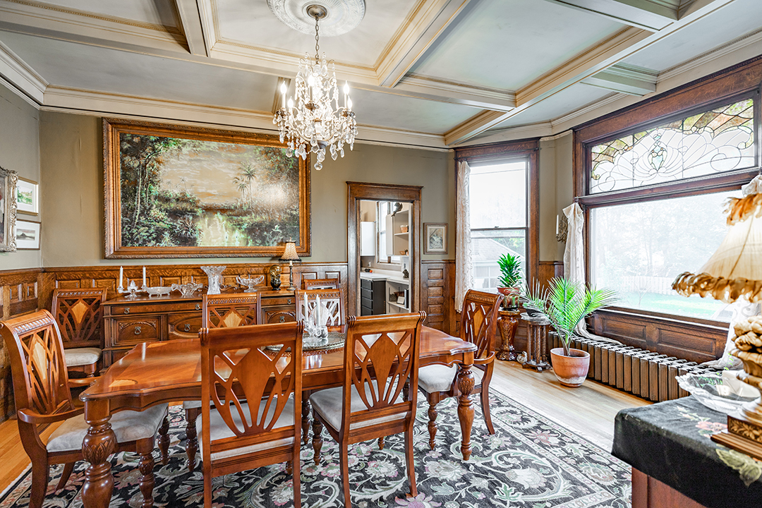 8 Fully Furnished Historic Mansions In Michigan Can Be Yours For 3 5m 71 Of 93