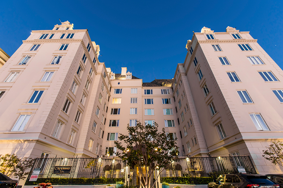 Marilyn Monroes Former Condo Takes Center Stage On The Market At 2 49m Exterior B