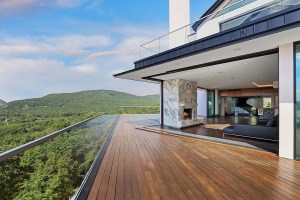 Modern Home Floating Over The Hudson Valley Hits The Market For 6 25m Deck B