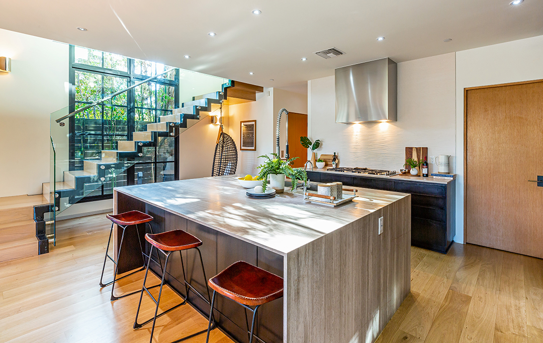 Modern Retreat On Californias Famed Venice Canals Hits The Market Asking 6 45m Kitchen