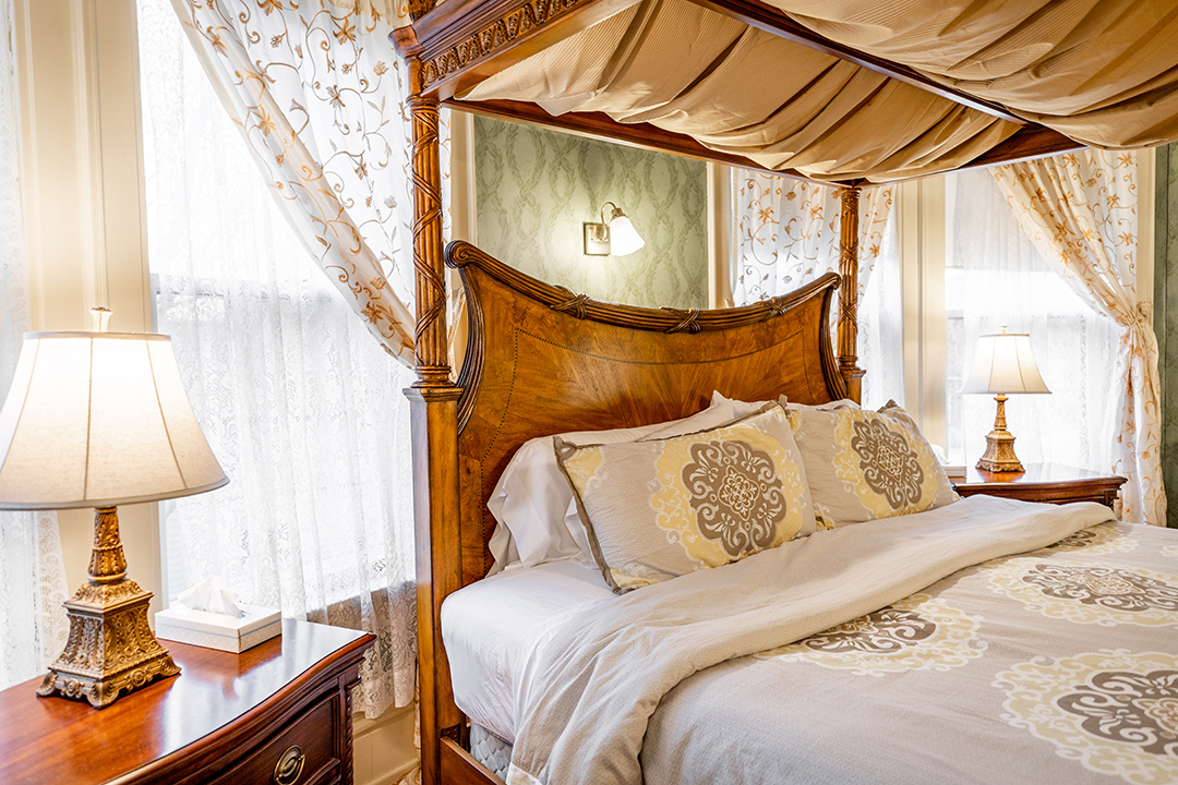 8 Fully Furnished Historic Mansions In Michigan Can Be Yours For 3 5m 32 Of 93