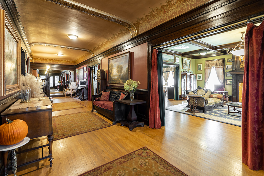 8 Fully Furnished Historic Mansions In Michigan Can Be Yours For 3 5m 13 Of 93