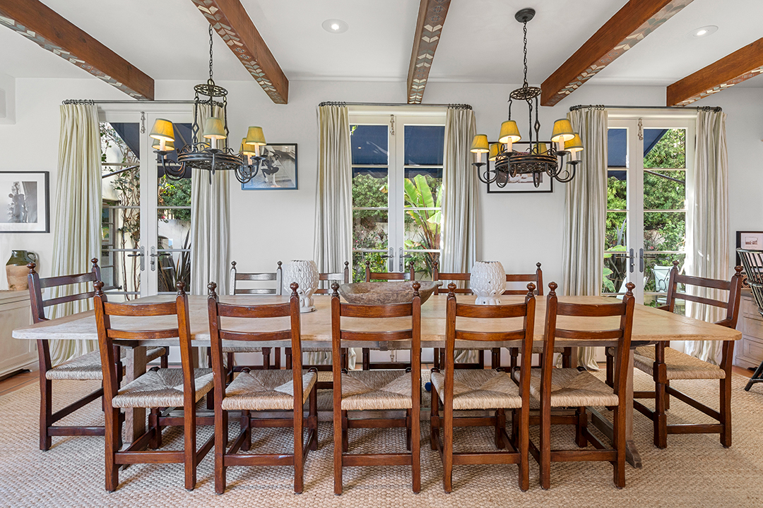 Hilary Swank Seeks 10 5m For Her Hacienda Style Pacific Palisades Home Dining Inside