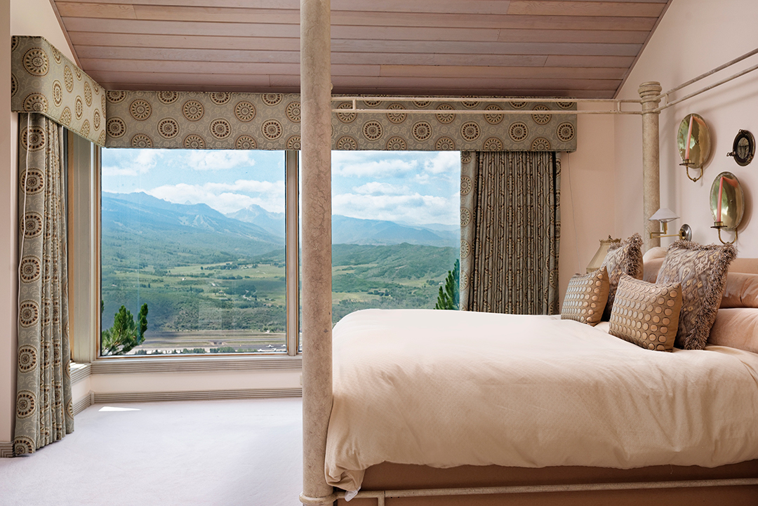 Aspen Colorado Mountain Retreat Bedroom