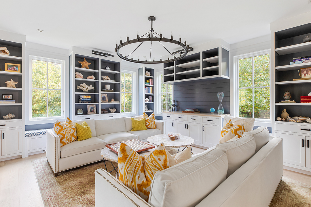 Peloton Founder And Ceo Lists Farmhouse Style East Hampton Home For 4 5m 12 Koala Ln East Hampton Josh Goetz Photography 28