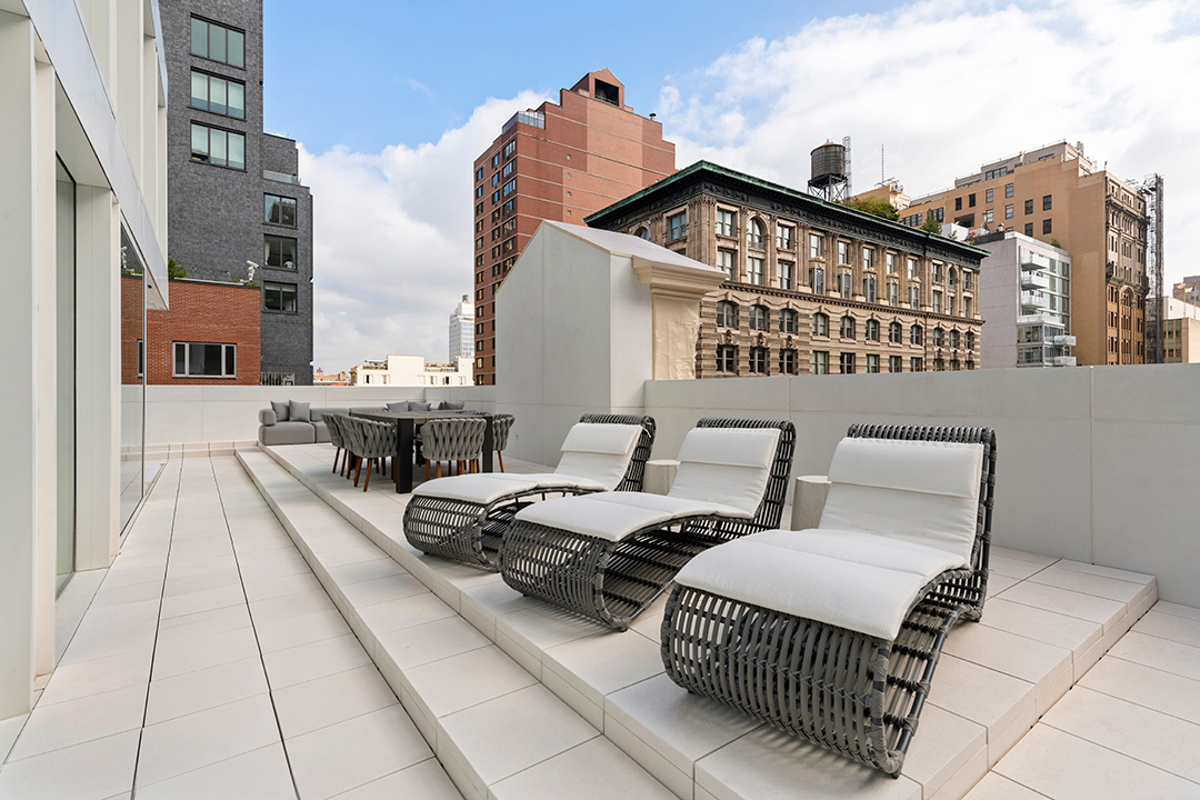 Get To Know Celebrity Broker Ryan Serhant 67 Franklin Street Ph E Day 25