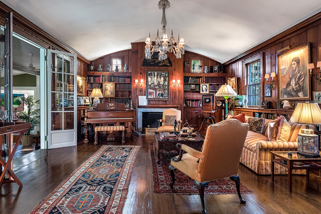 Late And Legendary Tenor Sergio Franchis Stonington Ct Estate Hits The Market Family Room