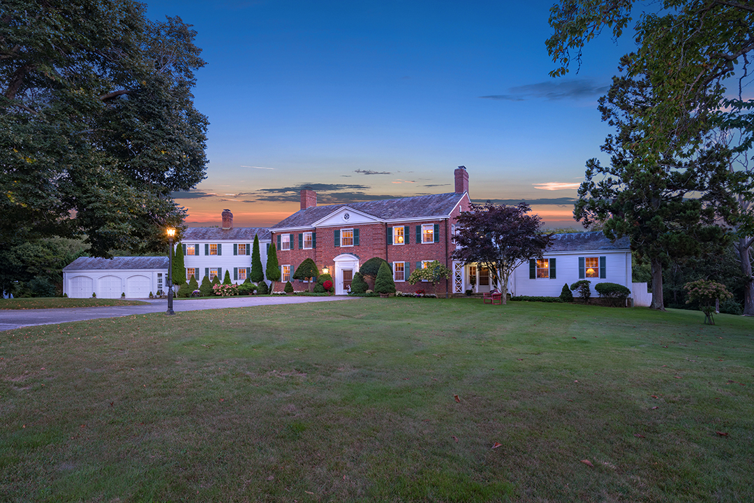 Late And Legendary Tenor Sergio Franchis Stonington Ct Estate Hits The Market Exterior