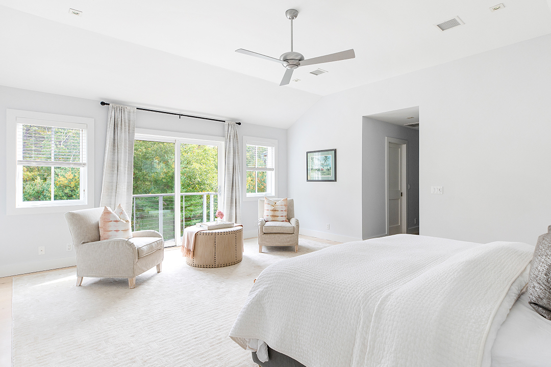 Peloton Founder And Ceo Lists Farmhouse Style East Hampton Home For 4 5m 12 Koala Ln East Hampton Josh Goetz Photography 61