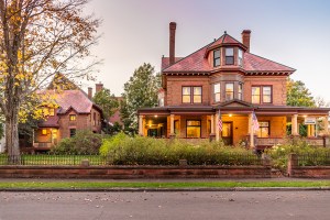 8 Fully Furnished Historic Mansions In Michigan Can Be Yours For 3 5m 2 Of 93