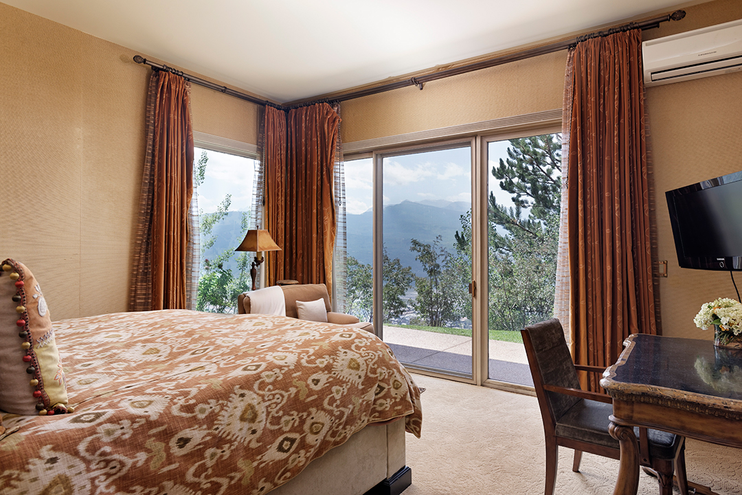 Aspen Colorado Mountain Retreat Guest Room 2