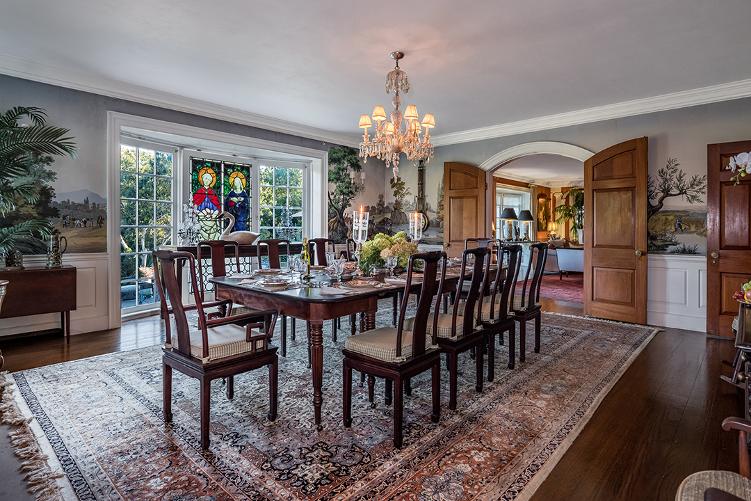Late And Legendary Tenor Sergio Franchis Stonington Ct Estate Hits The Market Dining