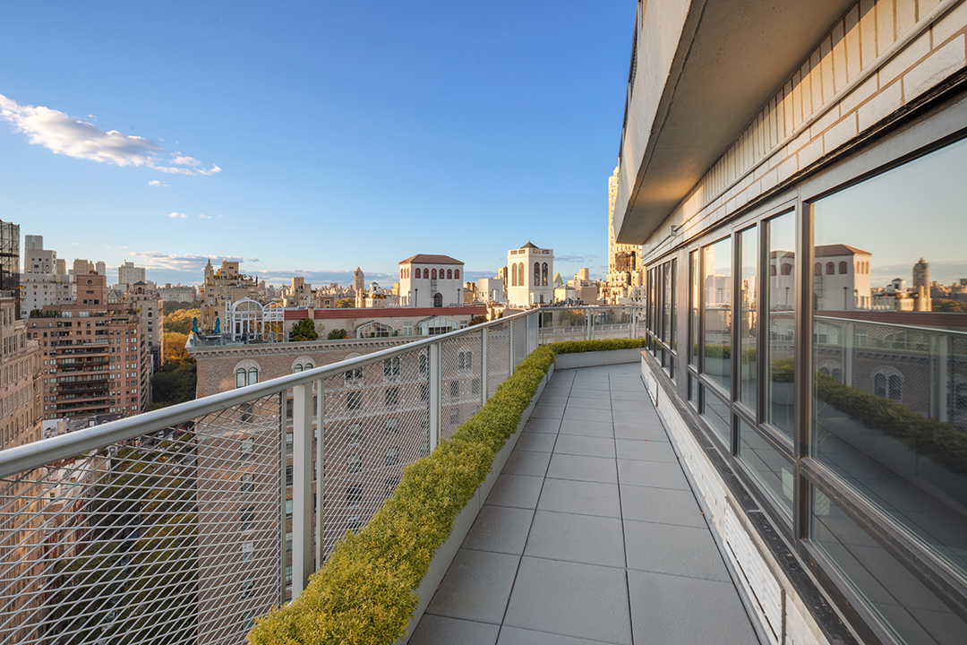 Essie Weingarten Founder Of Essie Nail Polish Lists Park Avenue Penthouse Balcony