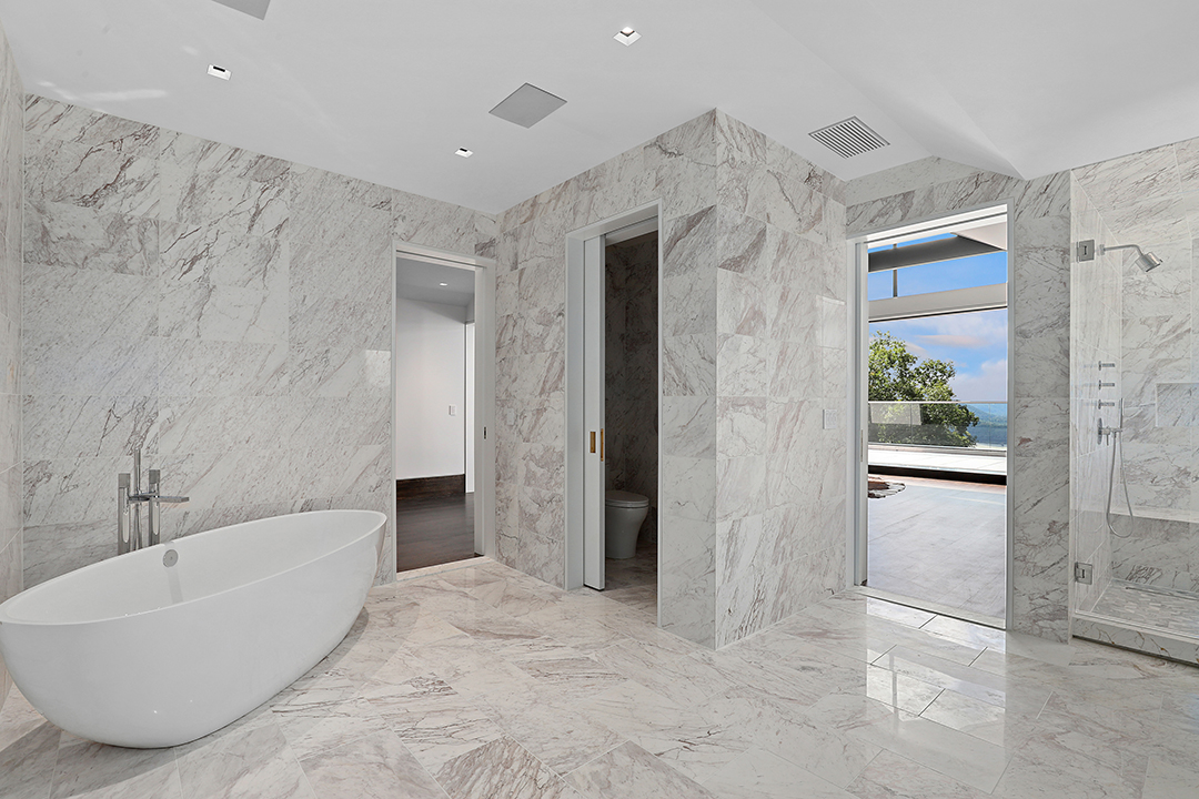 Modern Home Floating Over The Hudson Valley Hits The Market For 6 25m Bath