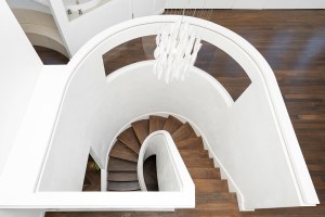 Marilyn Monroes Former Condo Takes Center Stage On The Market At 2 49m Stairs