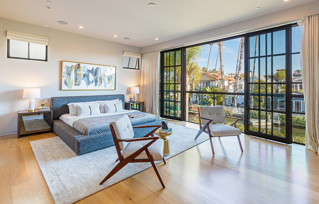 Modern Retreat On Californias Famed Venice Canals Hits The Market Asking 6 45m Bedroom
