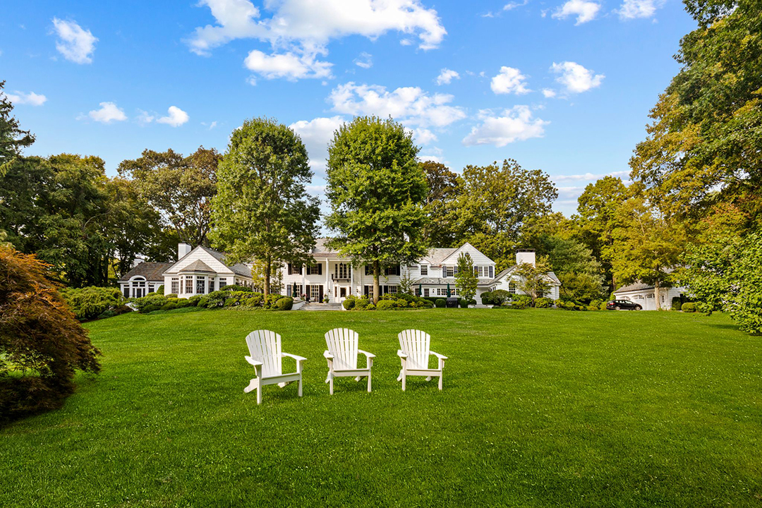 Grand Yet Cozy New Canaan Home Hits The Market Just In Time For The Holidays Yard